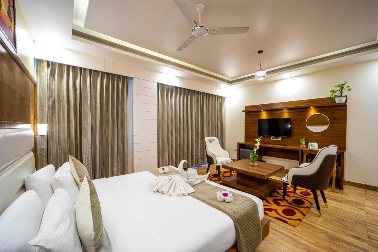 Hotel Divine Lakshmi Ganga Rishīkesh Exterior foto